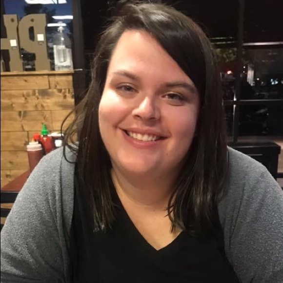 Meet your Posher, Retha - Picture 1 of 1